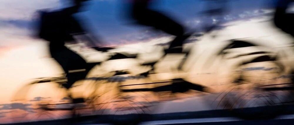 红牌警告！这8个专业的学生已经严重饱和，2021届报考要谨慎！