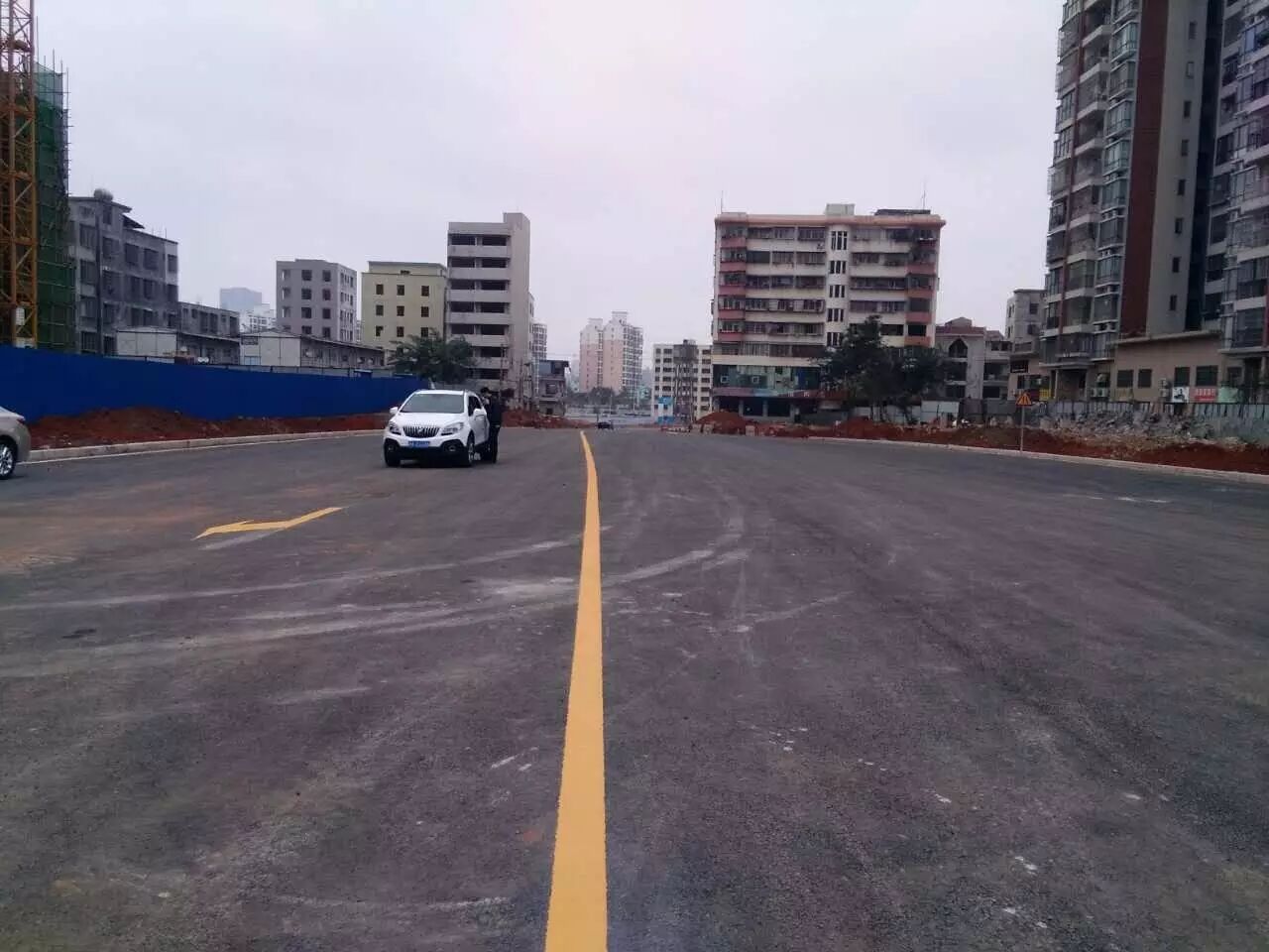 道客路龙昆南路一侧右进右出示意图