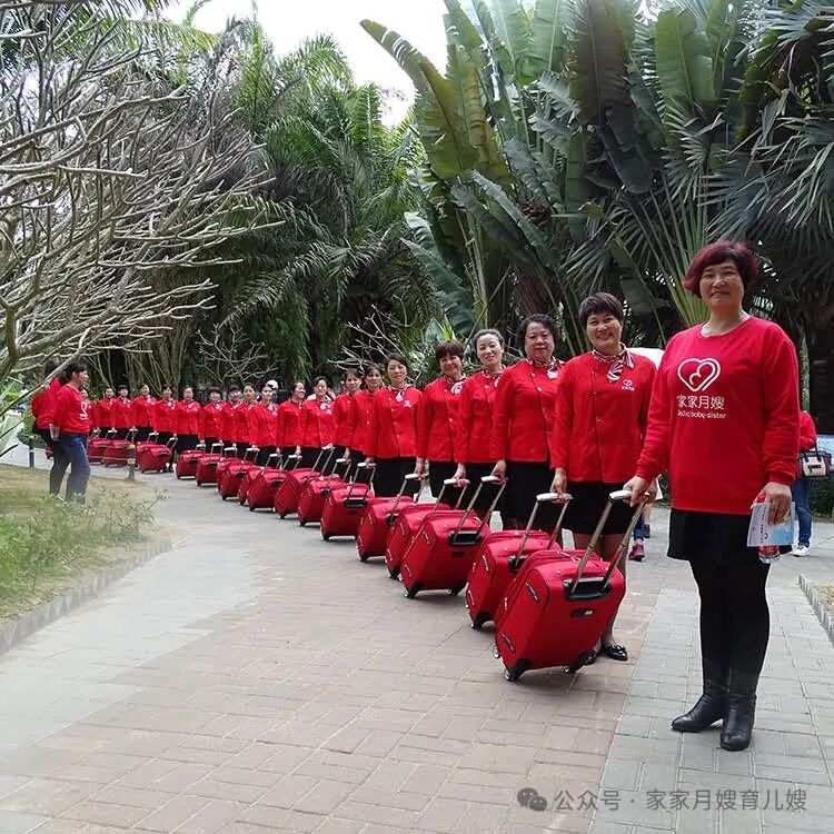 高标准的母婴服务，用心呵护新生儿家庭
