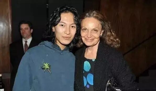 最红华裔设计师王大仁,始于颜值陷于才华,还有谜一样的性取向