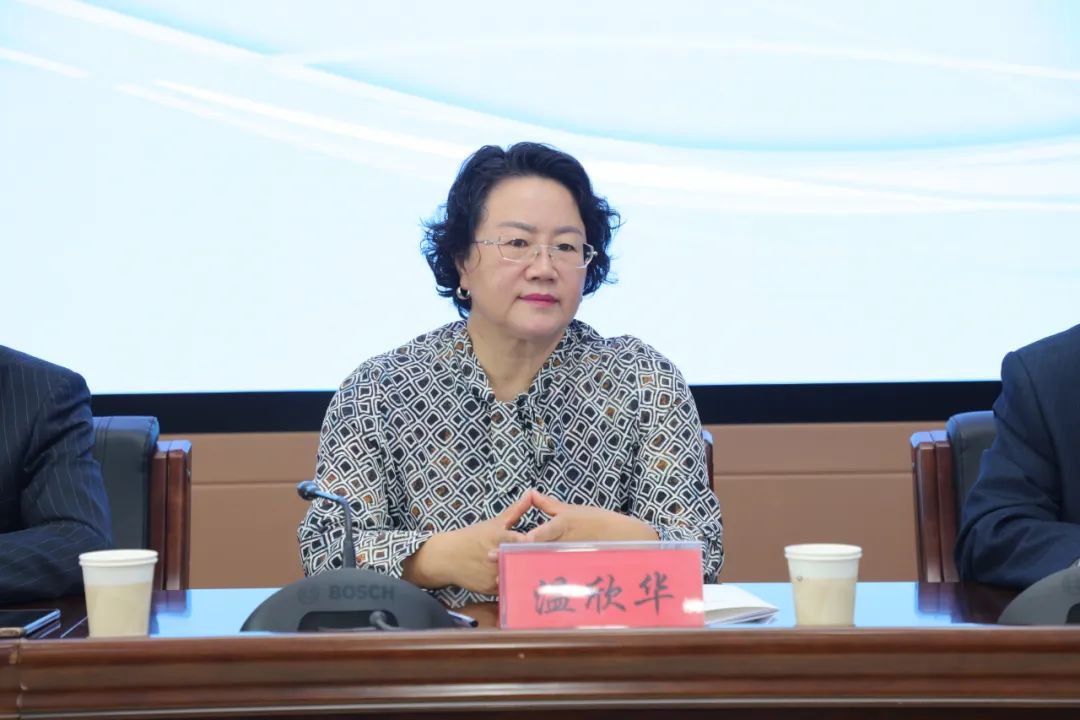 基层艺讯 | 乌兰察布市摄影家协会第三次代表大会召开 第4张