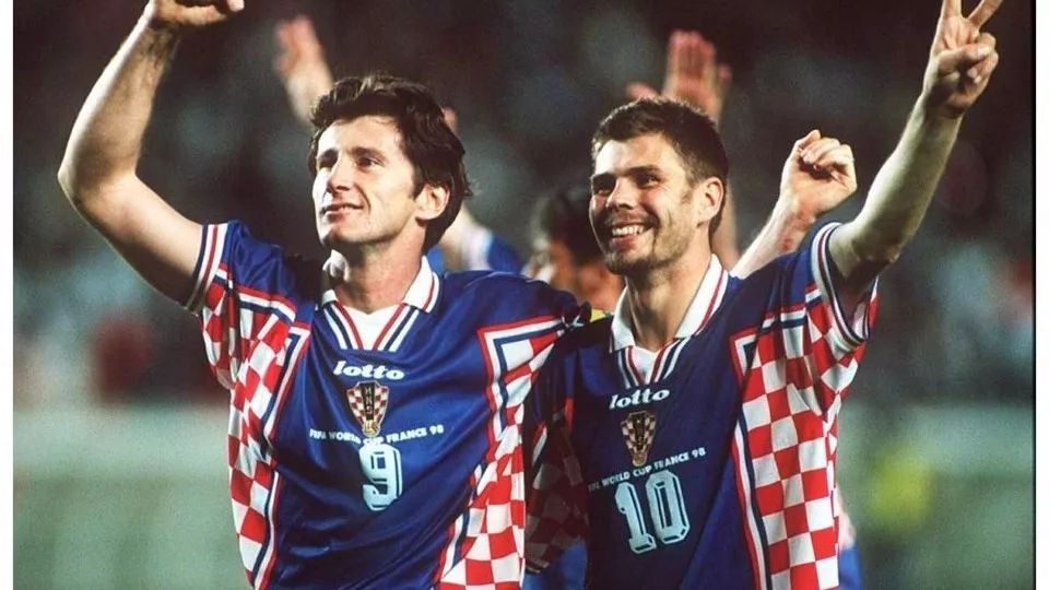 98年世界杯法国队队长_1998年法国世界杯队长_死神番队队长和副队长