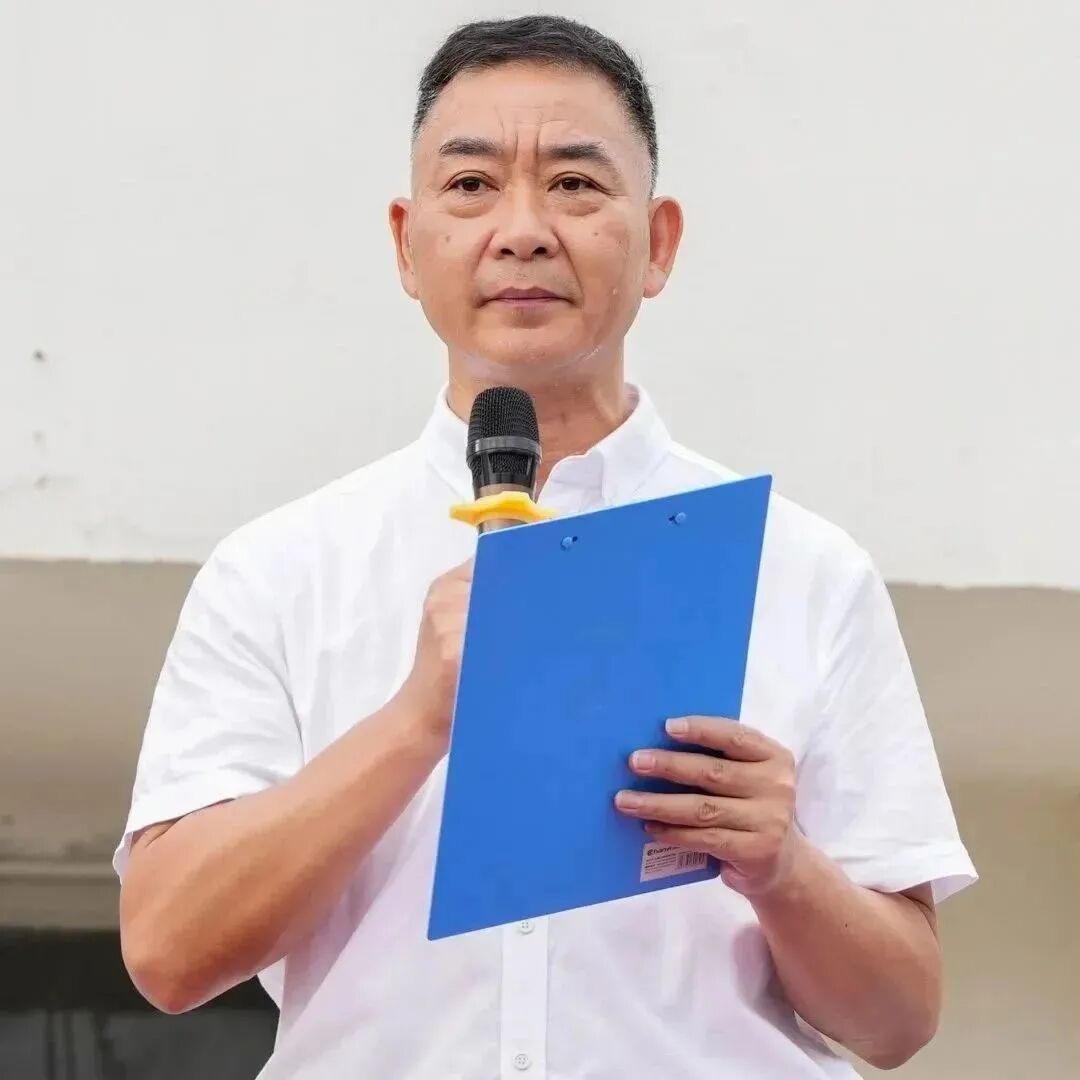 少年不惧岁月长,意气风发斗志昂--温二职专举行2022级新生军训开营