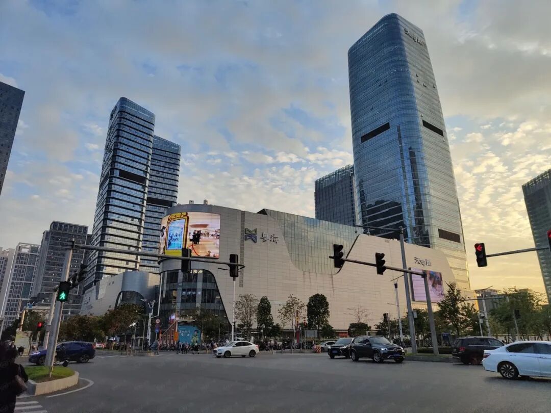 番禺龙湖金地天峯102㎡~140㎡，值不值得买？