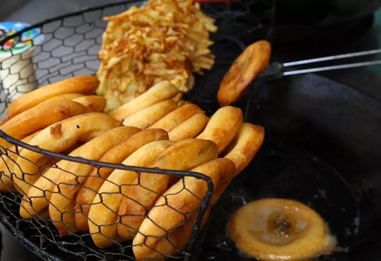 油炸粑粑,勾起多少利川人儿时的回忆【宁夏油炸美食讨论组】