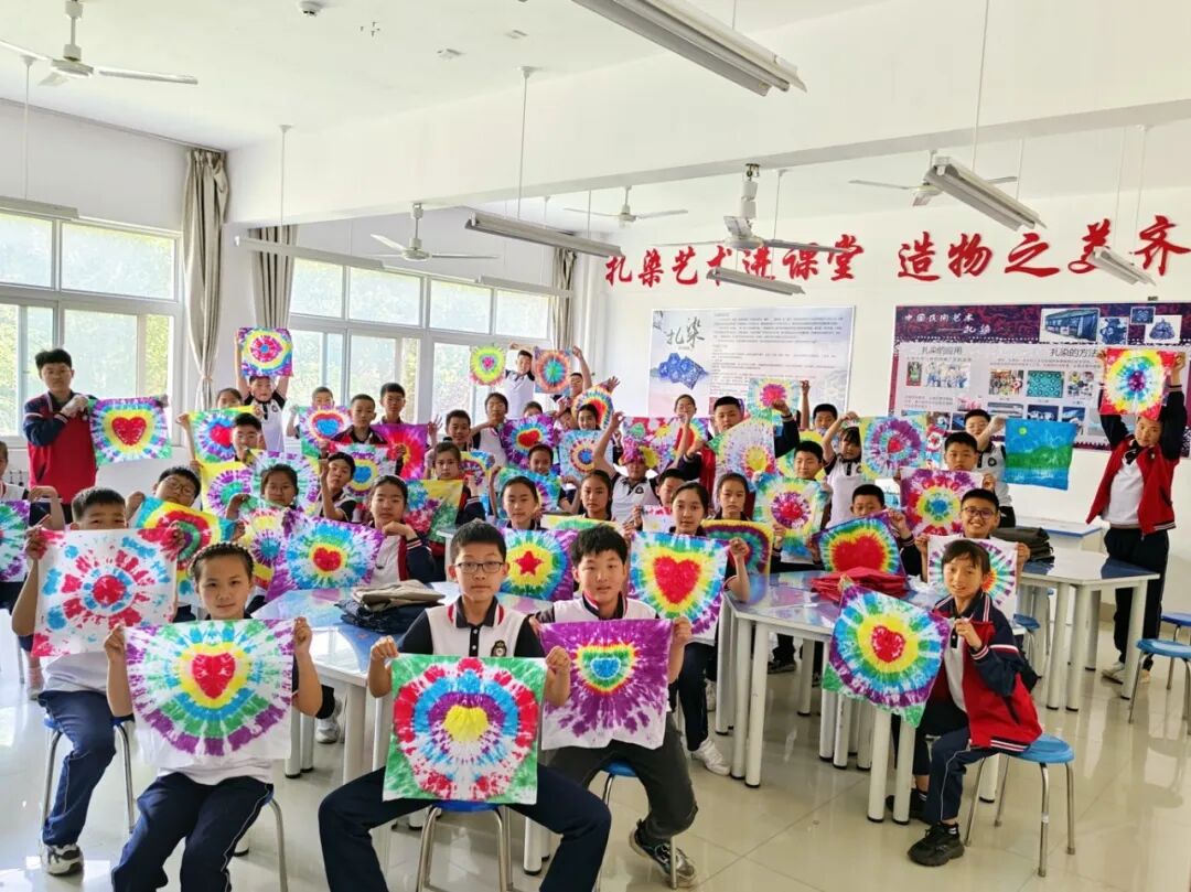 (寿光市实验中学供稿)▲5月16日,安丘市实验小学潍安路校区开展了校园