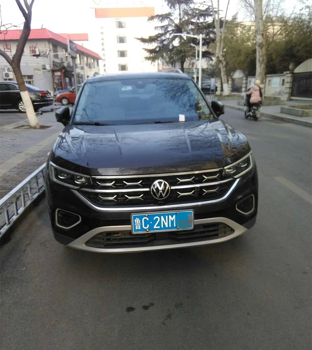 鲁cc20鲁c806就在淄博街头都拍下来了