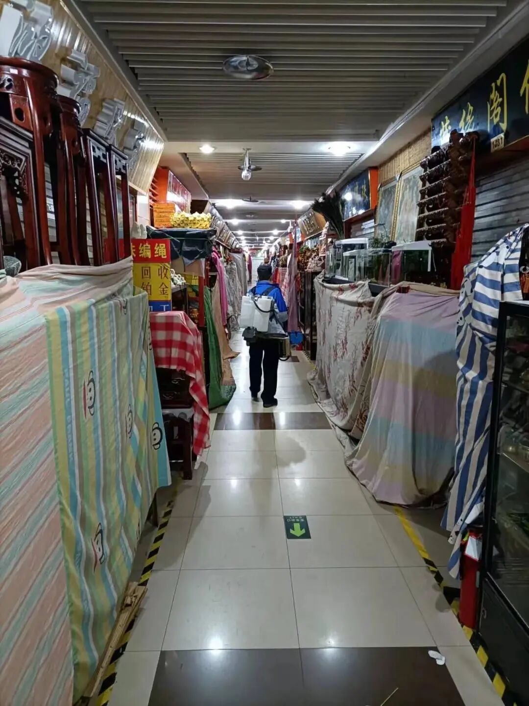 年货季丨集团济南金田市场：抗疫防护不松懈，保障安心购物环境