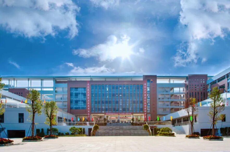 盐田高级中学 | 不断刷新高度的"宝藏"高中_读特新闻客户端