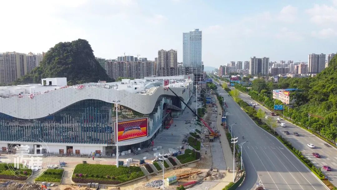 临桂万达广场已完全脱衣新区cbd已然成型