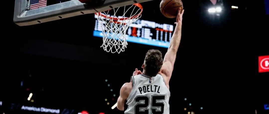 又一下敲石头，又一口生日蛋糕