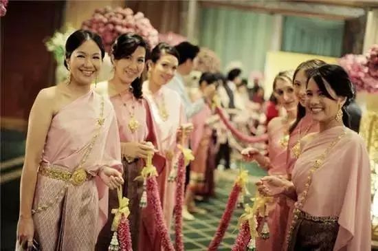 小心！夫妻出國旅遊拍了幾張圖片被監禁！很多國家都有這風險！ 旅遊 第2張