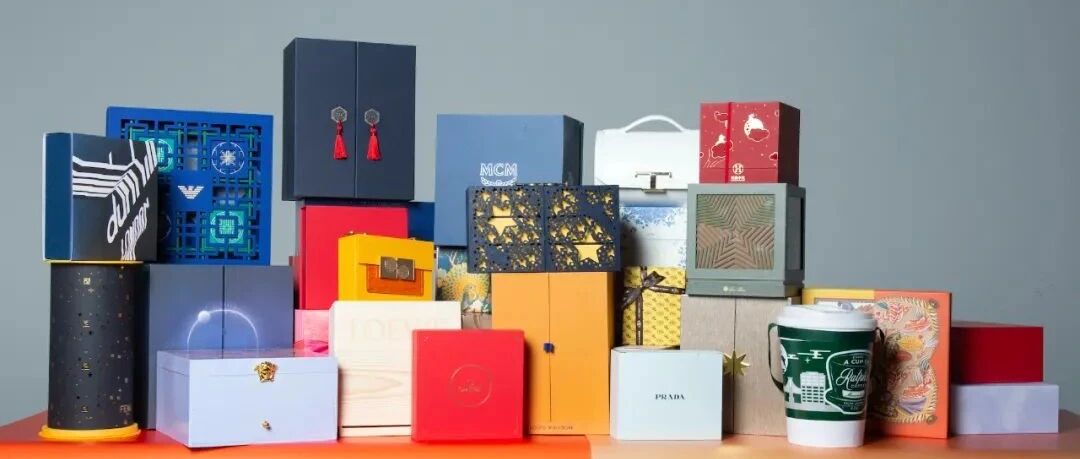 今年时尚圈颜值最高的月饼礼盒都在这里了！