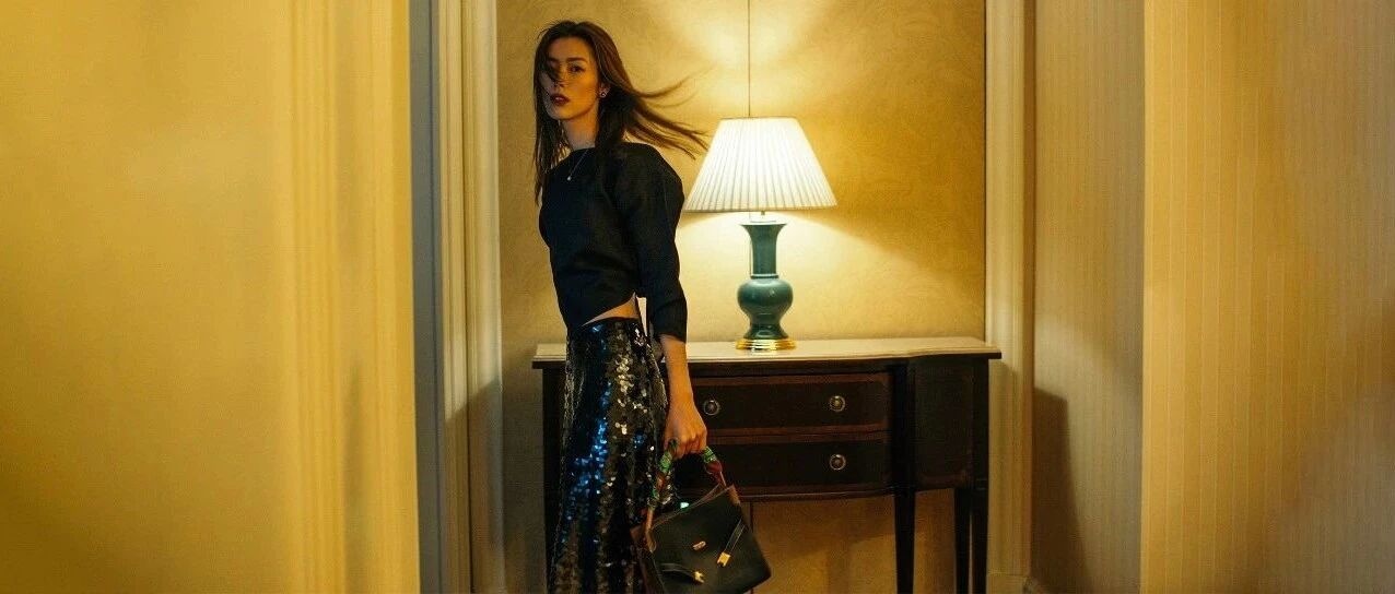 两个刘雯、两个孔雪儿..Tory Burch也太会玩了吧!