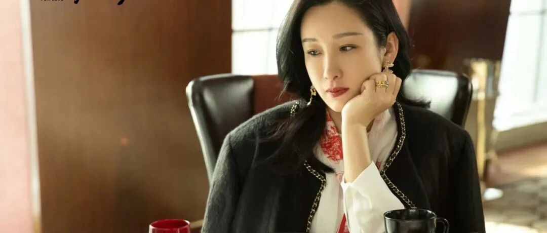 穿香奈儿的她，是《小敏家》里最花枝招展却又接地气得可爱的存在。