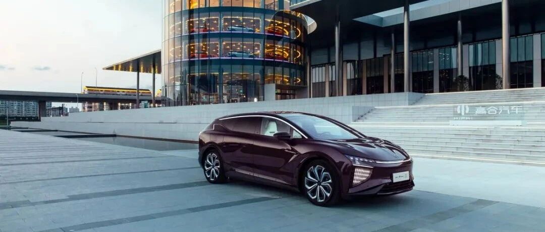 给豪华赋予科技与温度，这或许是高合的“向上”法则