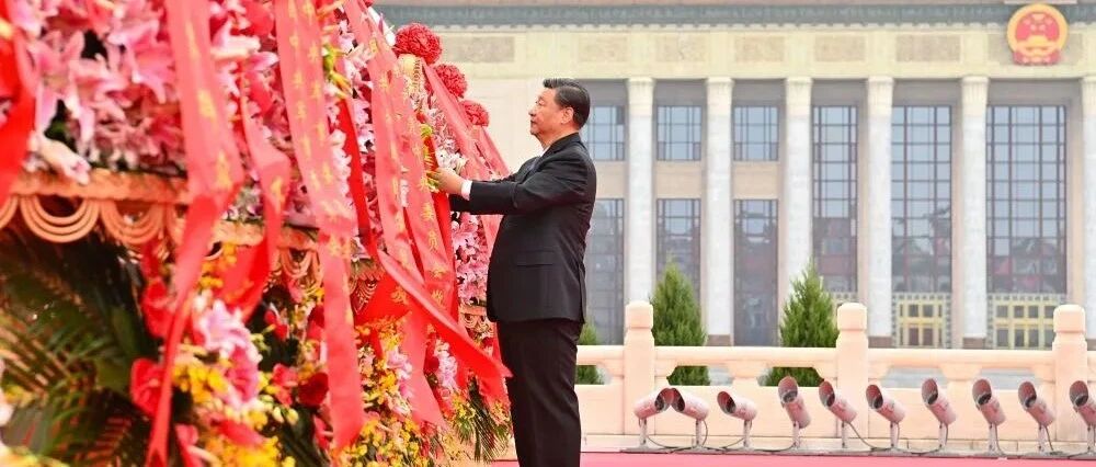 习近平点赞共和国英雄