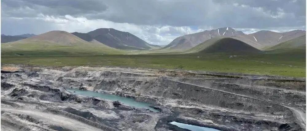 非法采矿14年，谁在为青海“隐形首富”撑腰？