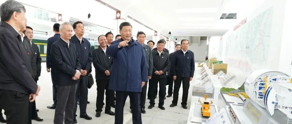 “感谢拉林铁路拉来了新生活！”