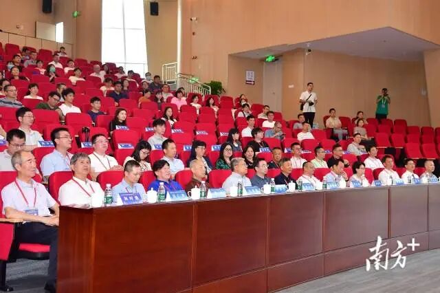 汕头、潮州、揭阳、汕尾、梅州、河源等多市影像放射医学专家医生们参加了会议