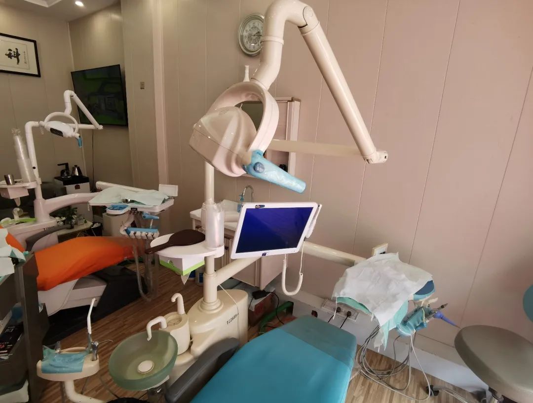 本埠关停查封汕头市潮南区一家无证牙科诊所被取缔