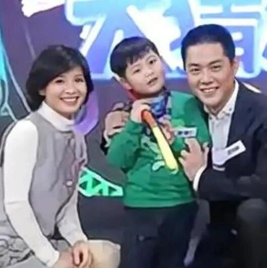 程愫和傅程鹏:同台不同命,娱乐圈的“因果剧本”有多野?