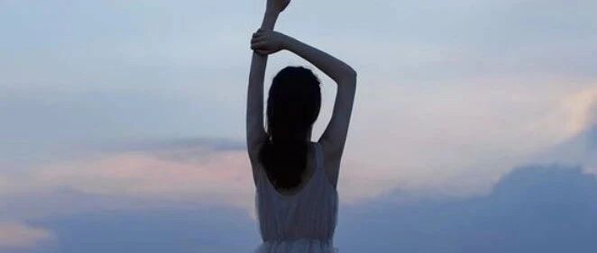 全裸服务，灰色产业被深扒：你以为的保养，是在送命！