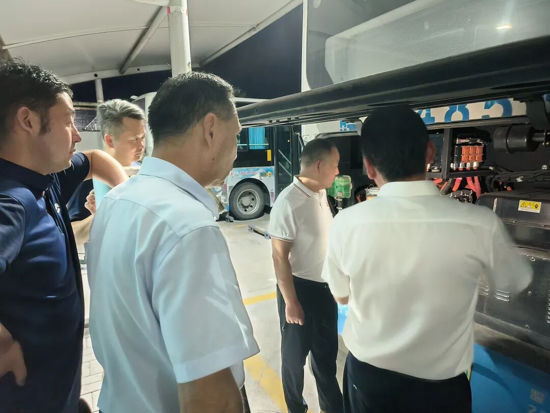 黃山長運(yùn)：開展夜間安全生產(chǎn)專項(xiàng)檢查