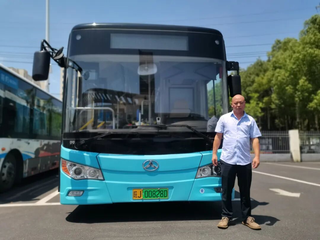 平凡崗位上，公交人的不凡之歌