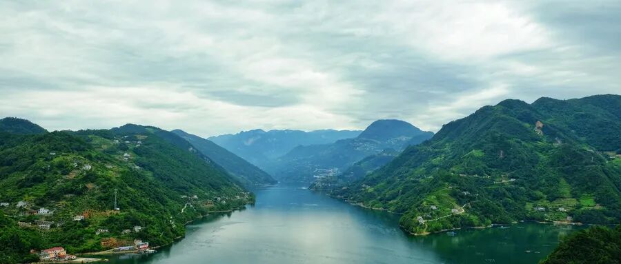 摄图网_500520250_清江画廊(企业商用) (1).jpg