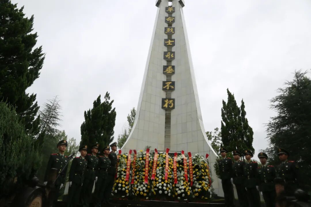 _贵定烈士有哪些_我县举行烈士纪念日公祭活动
