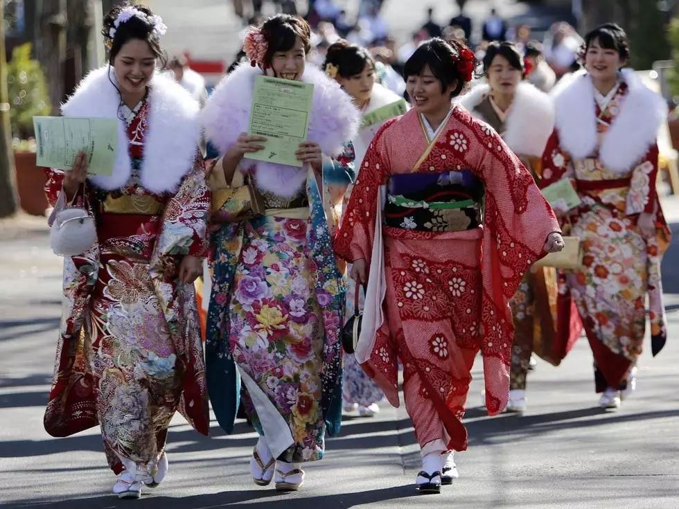 祝死神早日戰勝我老公！日本絕望主婦的假面溫和 動漫 第11張