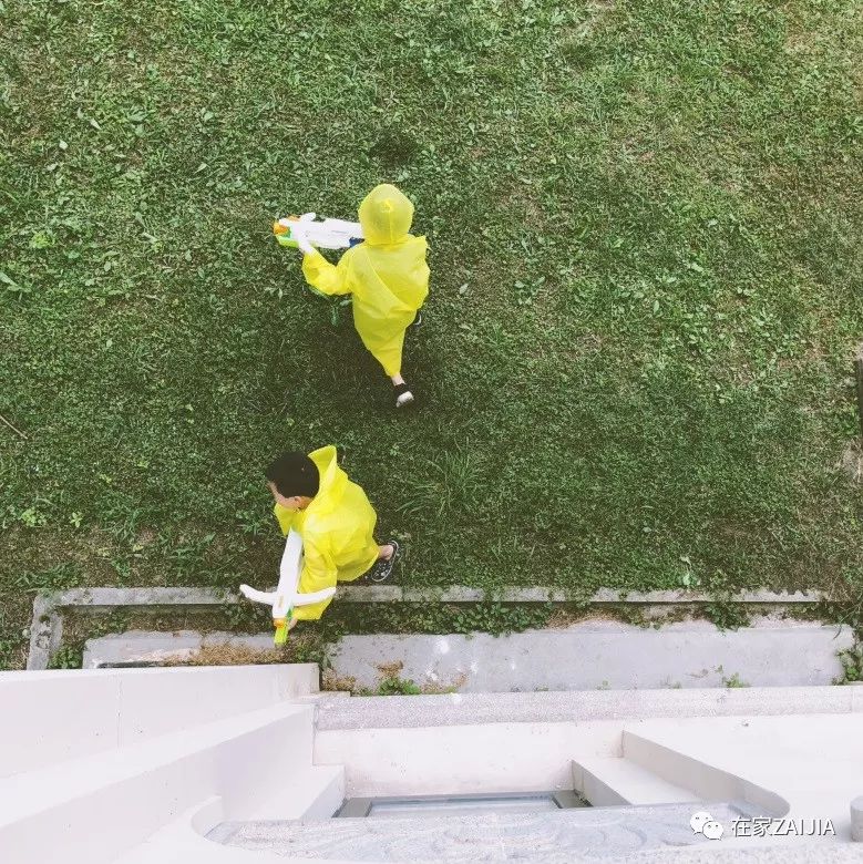 舊地板翻新_【地板專(zhuān)業(yè)受理上海地板維修電話(huà)實(shí)木地板翻新】_奉賢區木地板翻新