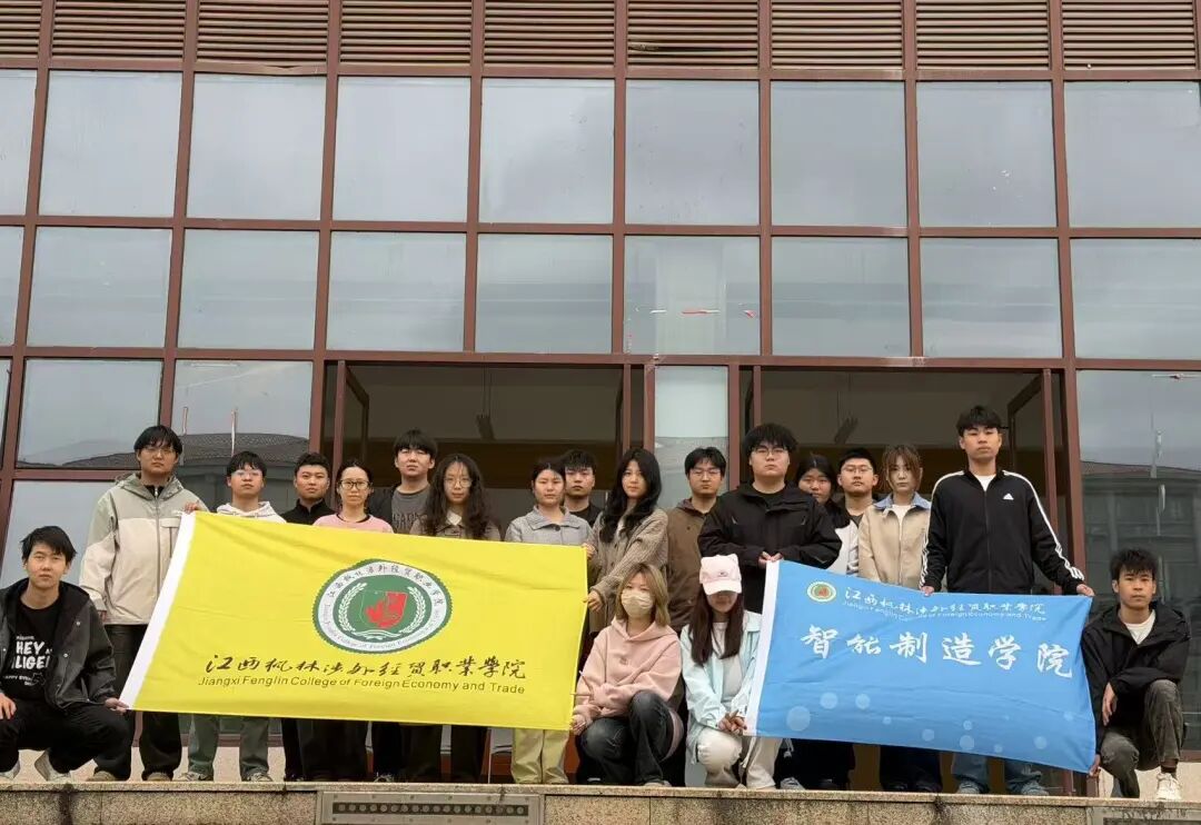诗词压花活动.jpg