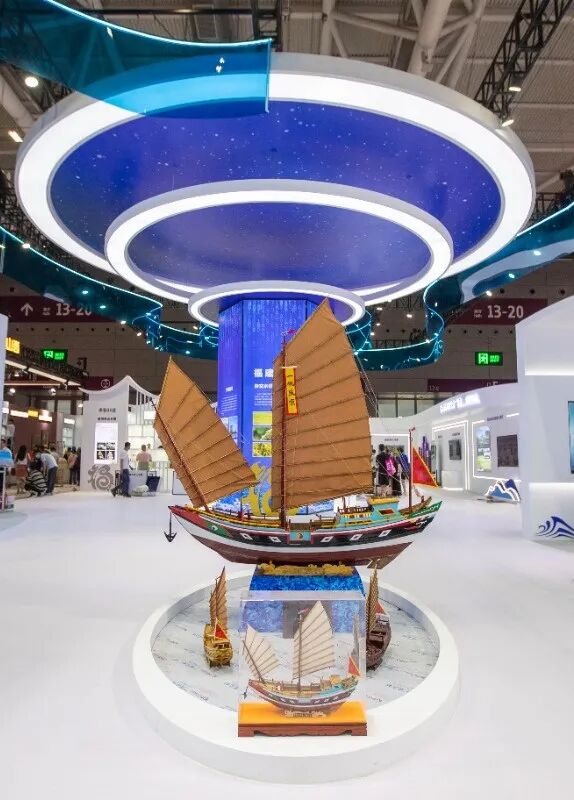 文博会主展区布展现场。