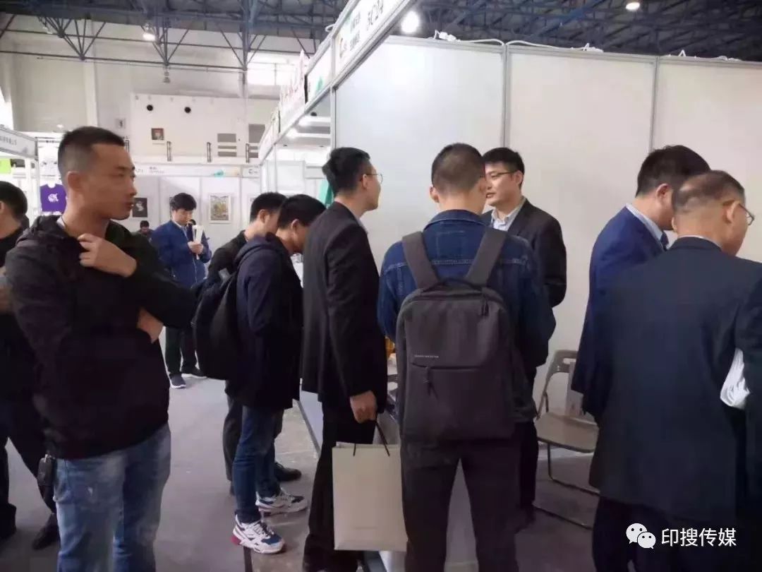 深圳精品畫(huà)冊(cè)印刷_深圳彩頁(yè)畫(huà)冊(cè)印刷哪家好_批量印刷精品畫(huà)冊(cè)