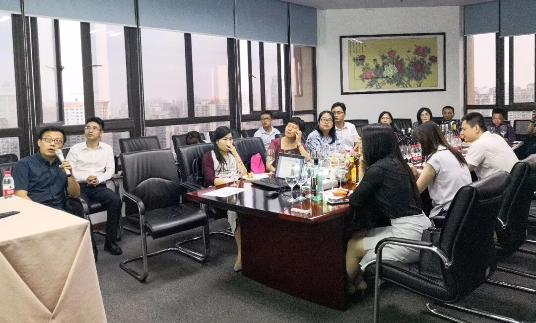 红酒雪茄沙龙品鉴会_红酒品鉴会活动方案_红酒品鉴会主持词