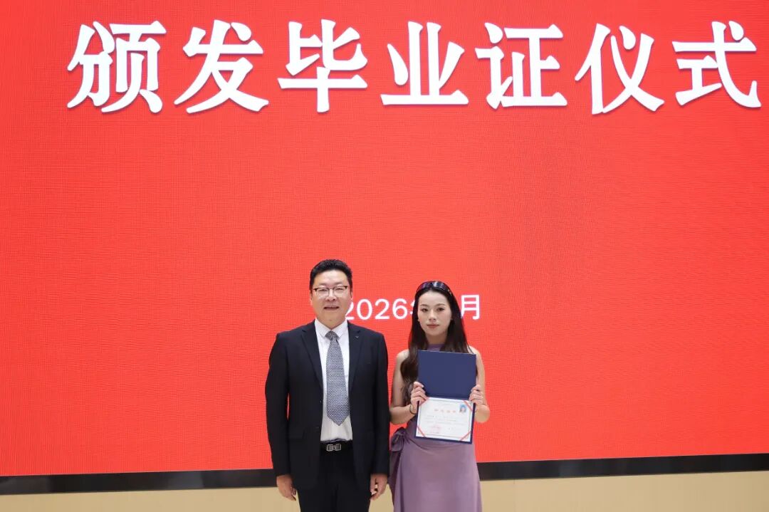 012A2173 拷贝.jpg