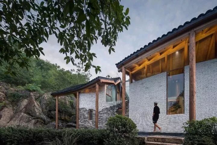 《漂亮的房子》吴彦祖背后的男人