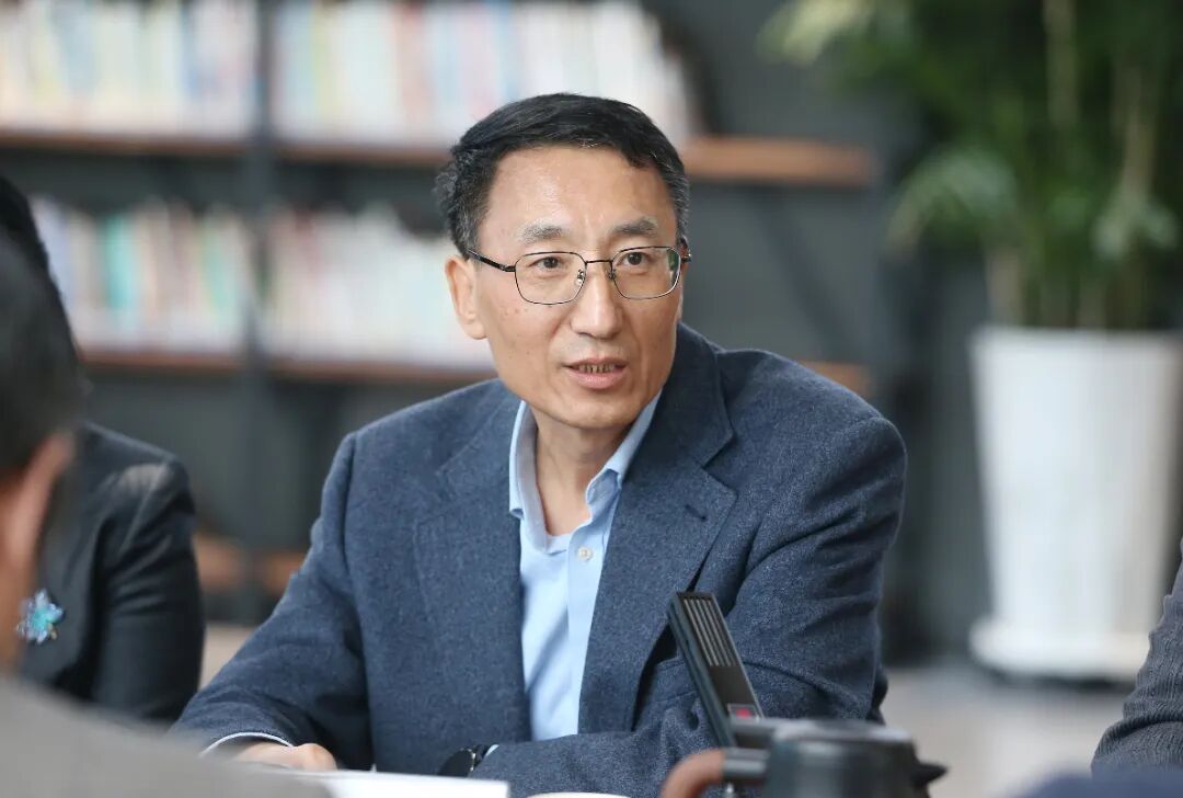 专家学者谈中国工人文学史