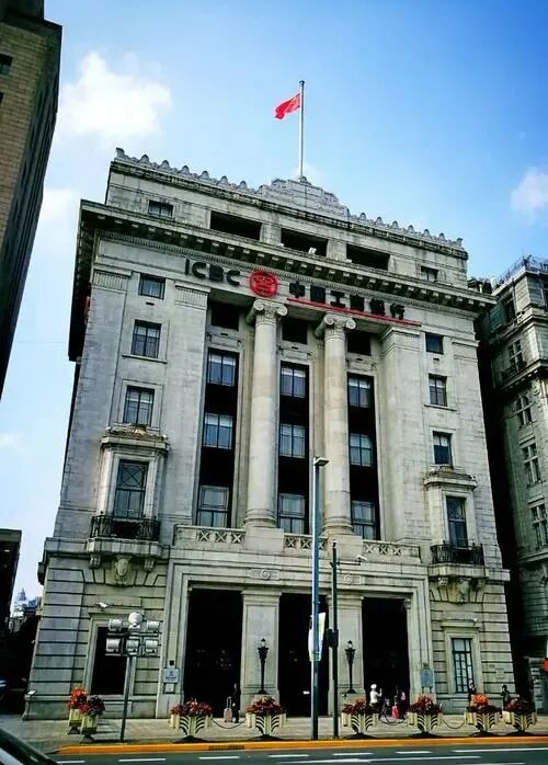 旋转门是什么现象_旋转门图片_旋转门