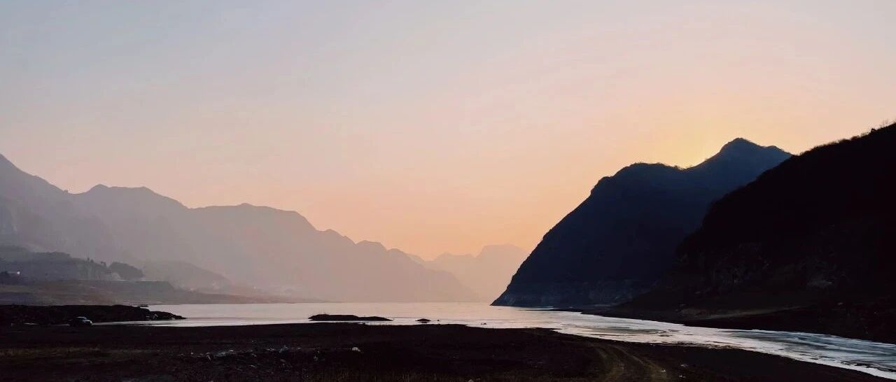 夜思 | 干啥啥不行，生气第一名：情绪稳定有多难？