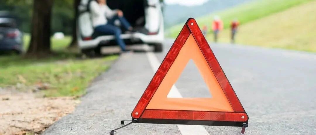 夜思 | 被网红滤镜骗过的年轻人，都在这里吐槽