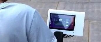 暖心！高校为新生定制“霍金同款”轮椅，还有这些......