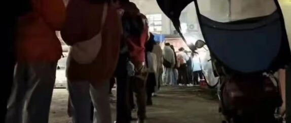 摊主丈夫患癌，被高校表白墙“曝光”！后续来了……