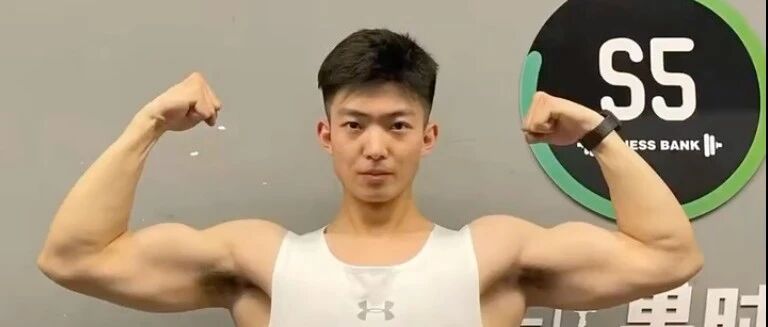 封校，大学生被喂胖了？这所高校真能处！