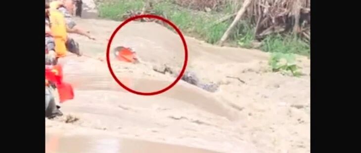 “救我”！95后抗洪排长被洪水卷走，最新消息传来