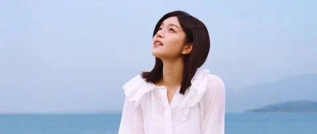 陈妍希九宫格美照释出,五月惊喜即将开启?