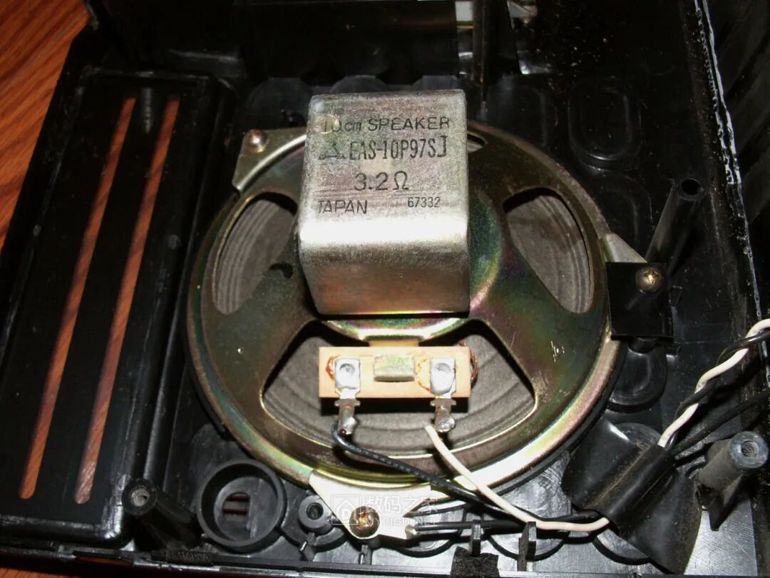 拆解松下老古董收录机，分析50年前的电路设计的图9