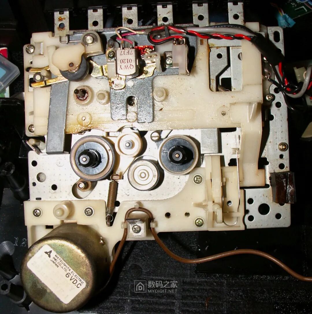 拆解松下老古董收录机，分析50年前的电路设计的图17